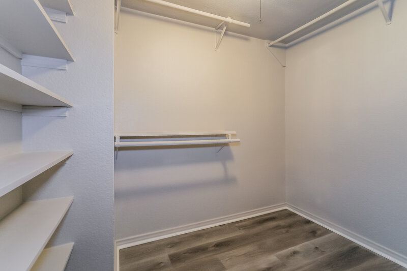 2,250/Mo, 5320 Rowcrop Dr Arlington, TX 76017 Main Bathroom View