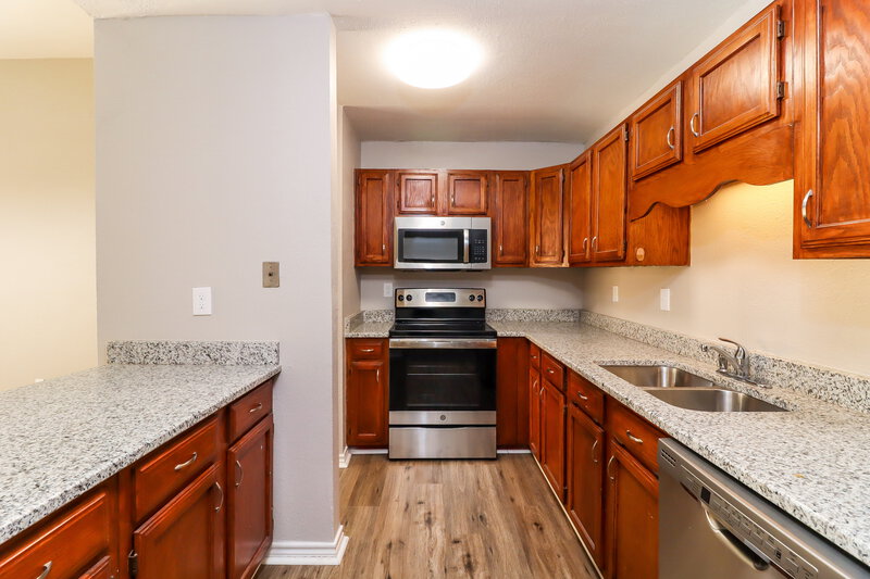 2,155/Mo, 3601 Landers Ln Arlington, TX 76014 Kitchen View 2