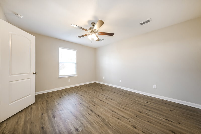 3,100/Mo, 4395 Elderberry St Forney, TX 75126 Main Bedroom View 2