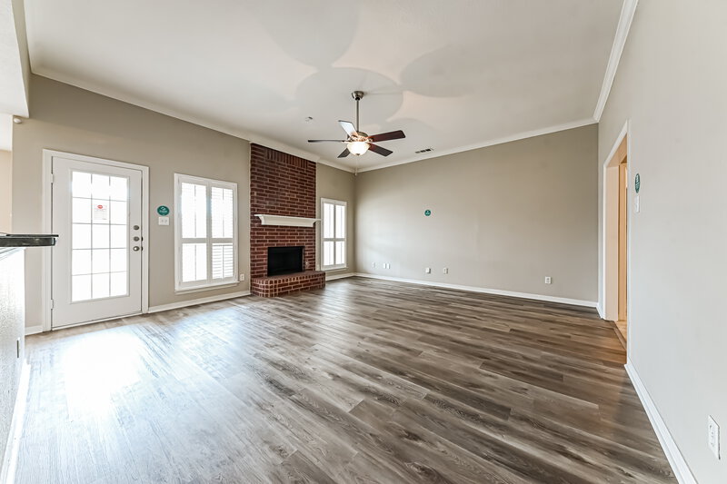 2,455/Mo, 105 Marquette St Forney, TX 75126 Living Room View 3