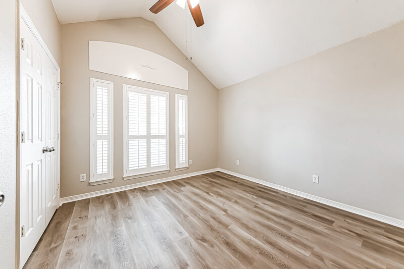 2,455/Mo, 105 Marquette St Forney, TX 75126 Main Bedroom View