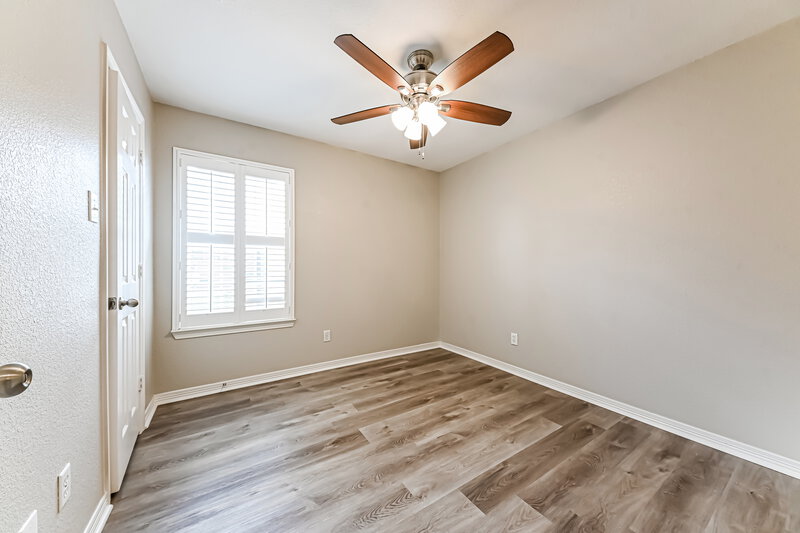 2,455/Mo, 105 Marquette St Forney, TX 75126 Bedroom View