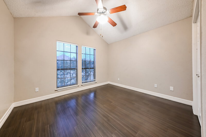 2,560/Mo, 704 Fox Glen Rd Lancaster, TX 75146 Bedroom View