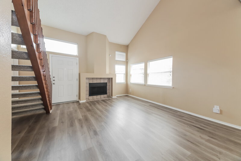 2,325/Mo, 1214 Lone Wolf Trail Carrollton, TX 75007 Living Room View 2