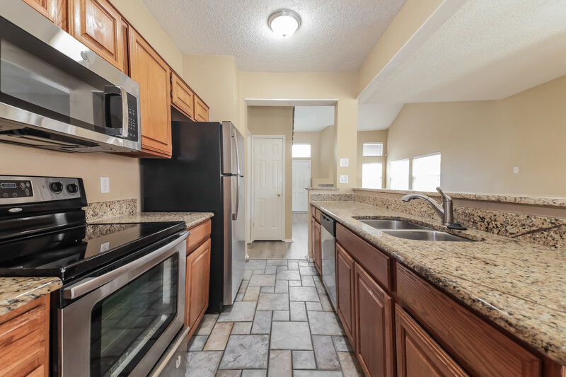 2,325/Mo, 1214 Lone Wolf Trail Carrollton, TX 75007 Kitchen View 2