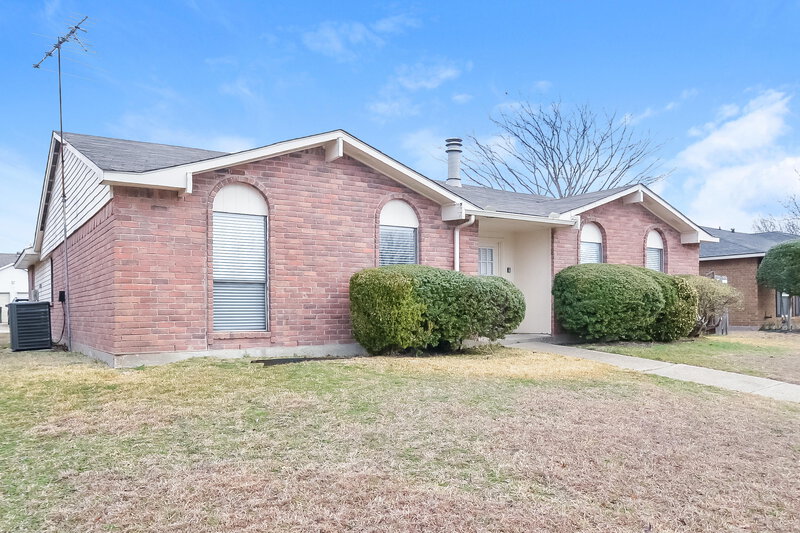 2,560/Mo, 865 Cambridge Dr Plano, TX 75023 Front View 2