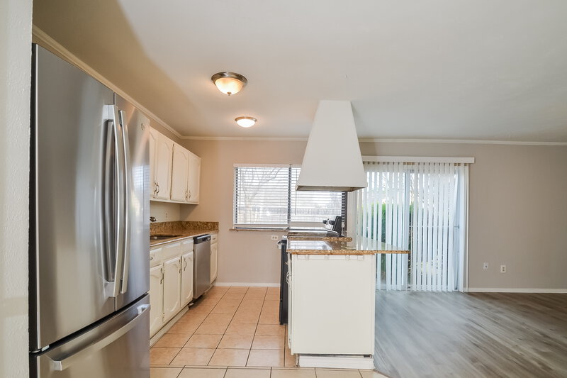 2,560/Mo, 865 Cambridge Dr Plano, TX 75023 Kitchen View