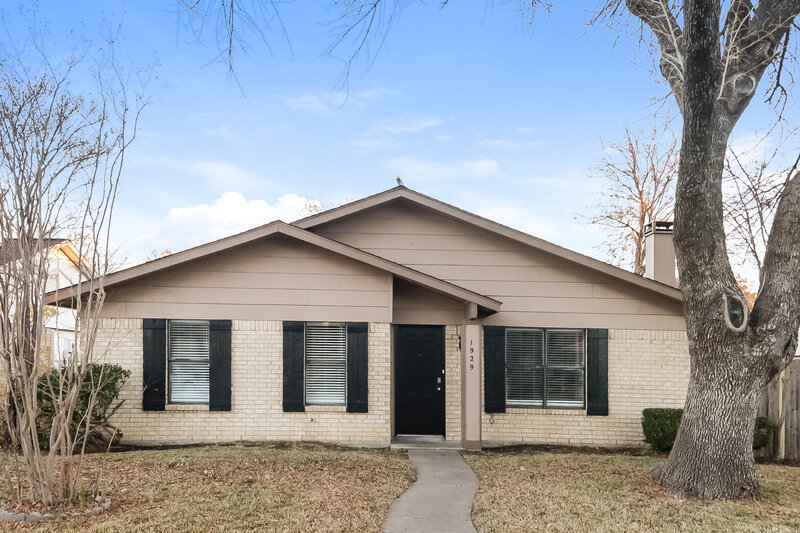 2,435/Mo, 1929 Palo Duro Dr Garland, TX 75040 External View