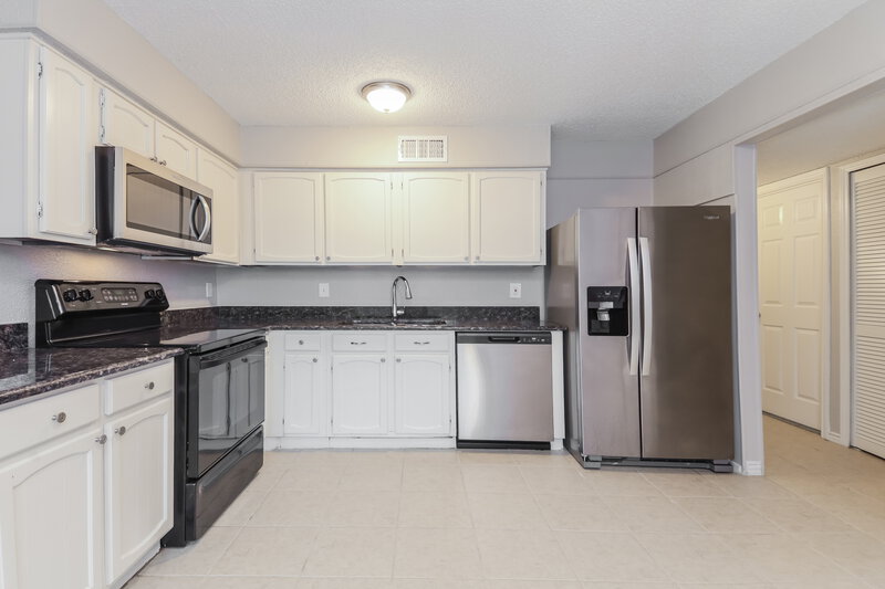 2,435/Mo, 1929 Palo Duro Dr Garland, TX 75040 Kitchen View