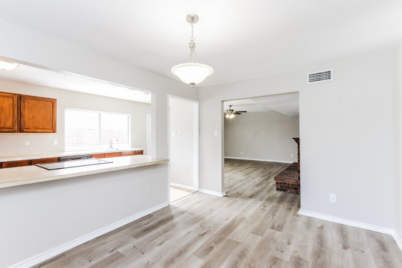 1,765/Mo, 6505 Alta Oaks Dr Garland, TX 75043 Dining Room View