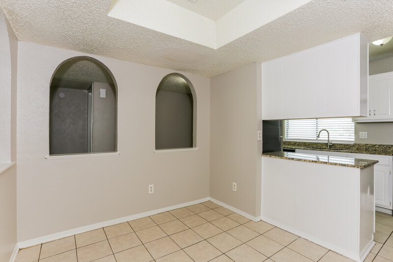 2,065/Mo, 2505 Crown Circle Garland, TX 75044 Dining Room View