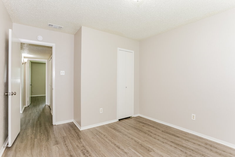 2,065/Mo, 2505 Crown Circle Garland, TX 75044 Bedroom View 2