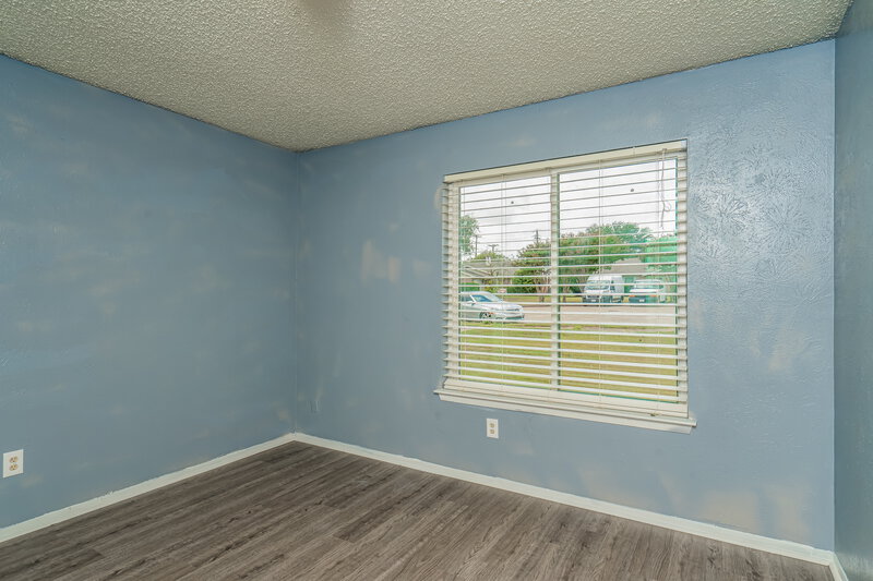 2,230/Mo, 2505 Crown Circle Garland, TX 75044 Bedroom View 3