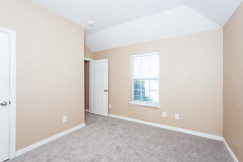 2,295/Mo, 1734 Avenue E Grand Prairie, TX 75051 Bedroom View