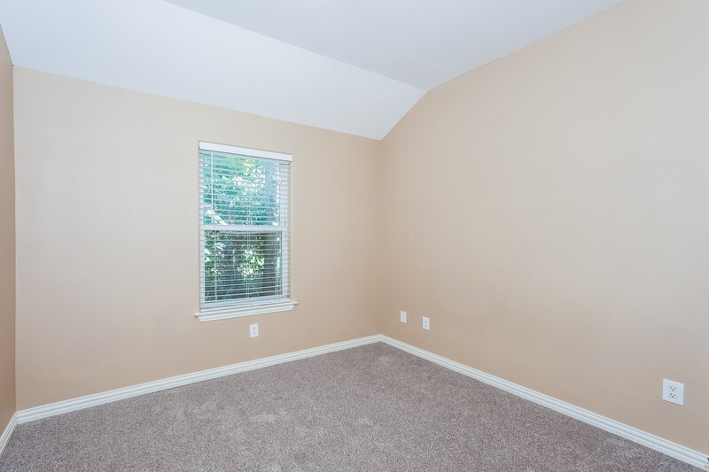 2,295/Mo, 1734 Avenue E Grand Prairie, TX 75051 Bedroom View 2