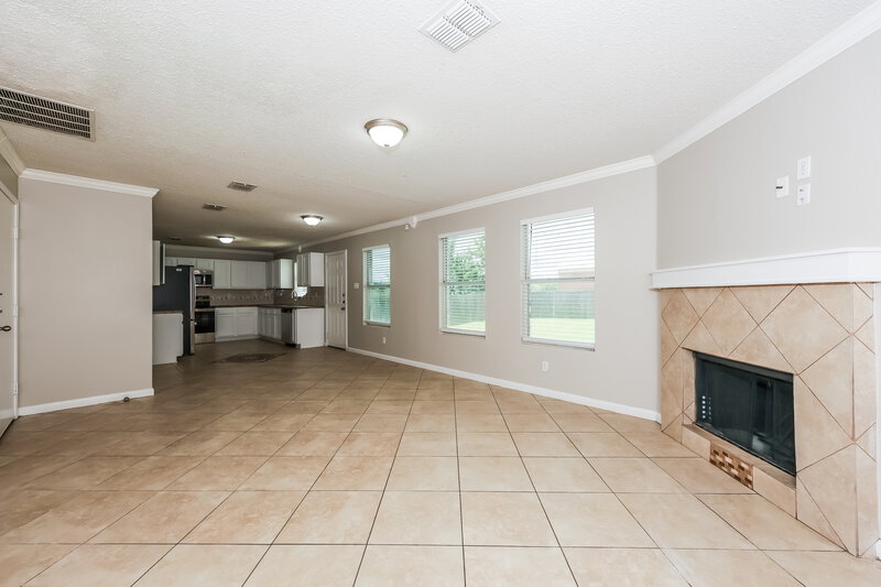 2,935/Mo, 3115 Teodoro Dr Grand Prairie, TX 75052 Living Room View 2