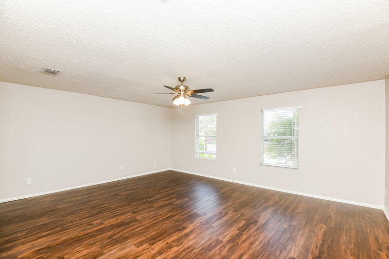 2,910/Mo, 3115 Teodoro Dr Grand Prairie, TX 75052 Main Bedroom View