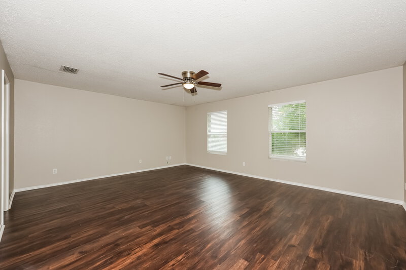 2,935/Mo, 3115 Teodoro Dr Grand Prairie, TX 75052 Main Bedroom View