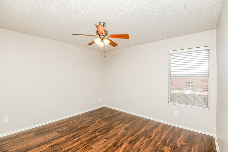 2,910/Mo, 3115 Teodoro Dr Grand Prairie, TX 75052 Bedroom View 3