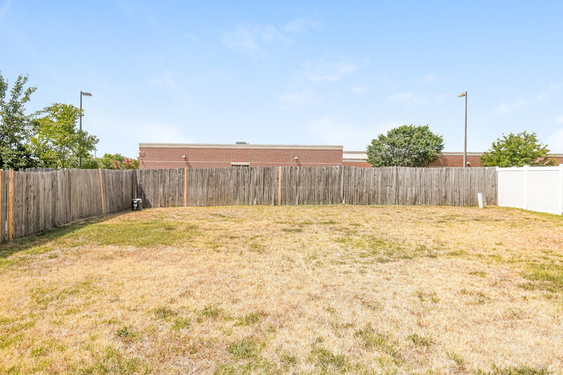 2,910/Mo, 3115 Teodoro Dr Grand Prairie, TX 75052 Rear View 2