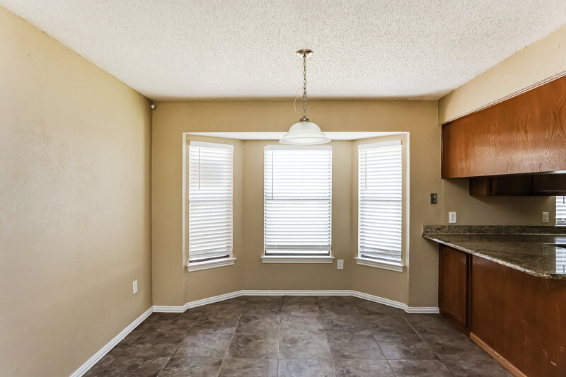2,260/Mo, 2206 Brim Ct Grand Prairie, TX 75052 Dining Room View