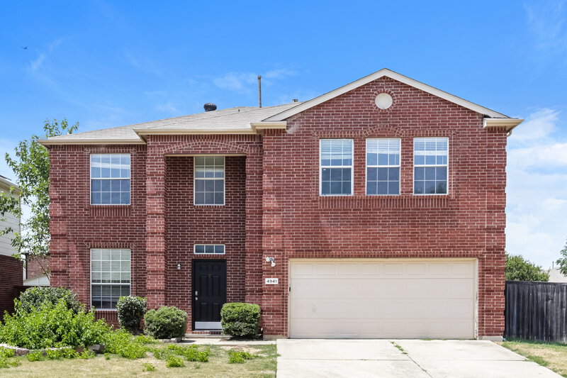 3,000/Mo, 4941 Winding Trail Grand Prairie, TX 75052 External View