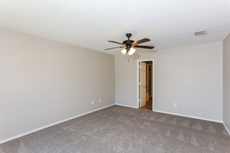 3,000/Mo, 4941 Winding Trail Grand Prairie, TX 75052 Main Bedroom View 2