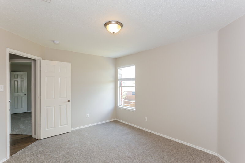 3,000/Mo, 4941 Winding Trail Grand Prairie, TX 75052 Bedroom View 3