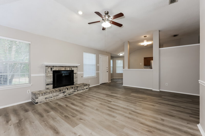 4,690/Mo, 4324 Endicott Dr Grand Prairie, TX 75052 Living Room View