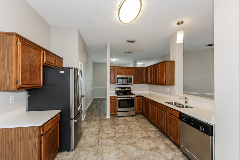 4,690/Mo, 4324 Endicott Dr Grand Prairie, TX 75052 Kitchen View 2