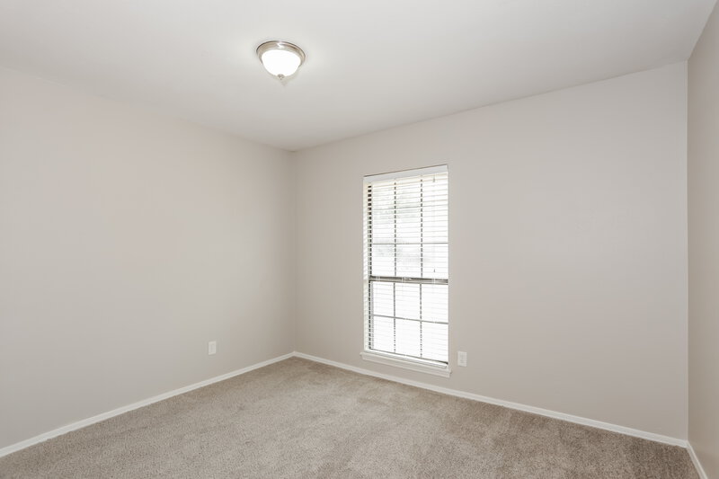 2,185/Mo, 626 Redwood Dr Grand Prairie, TX 75052 Bedroom View