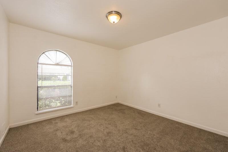 2,100/Mo, 2117 Blue Ridge Trail Grand Prairie, TX 75052 Bedroom View