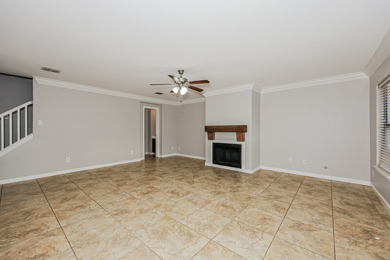 1,715/Mo, 3149 Pine Valley Dr Grand Prairie, TX 75052 Living Room View