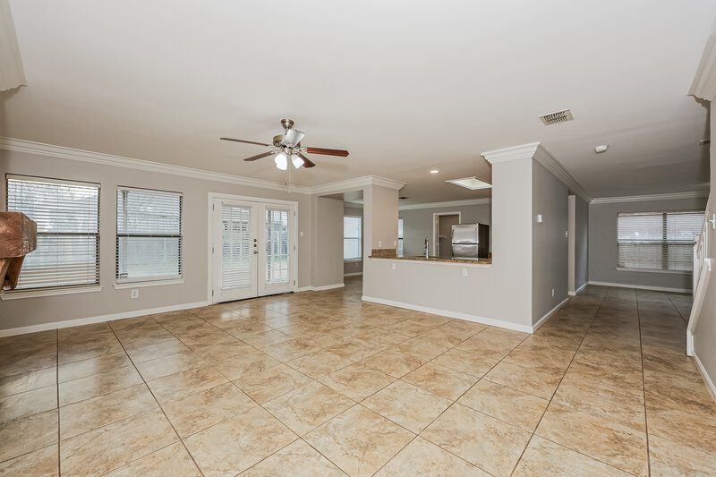 1,715/Mo, 3149 Pine Valley Dr Grand Prairie, TX 75052 Living Room View 2