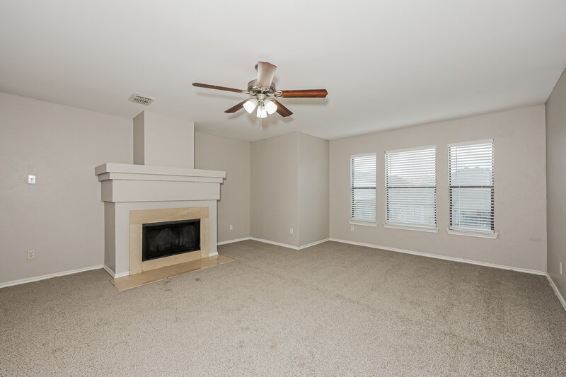 1,715/Mo, 3149 Pine Valley Dr Grand Prairie, TX 75052 Main Bedroom View 2