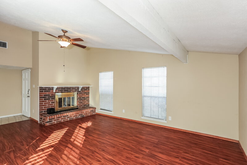 1,950/Mo, 1913 Sandra Ln Grand Prairie, TX 75052 Misc View 2