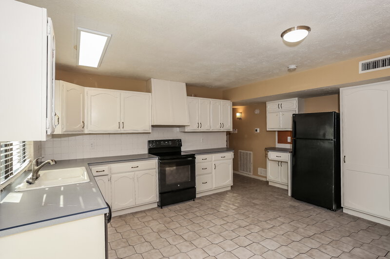 1,950/Mo, 1913 Sandra Ln Grand Prairie, TX 75052 Misc View 7