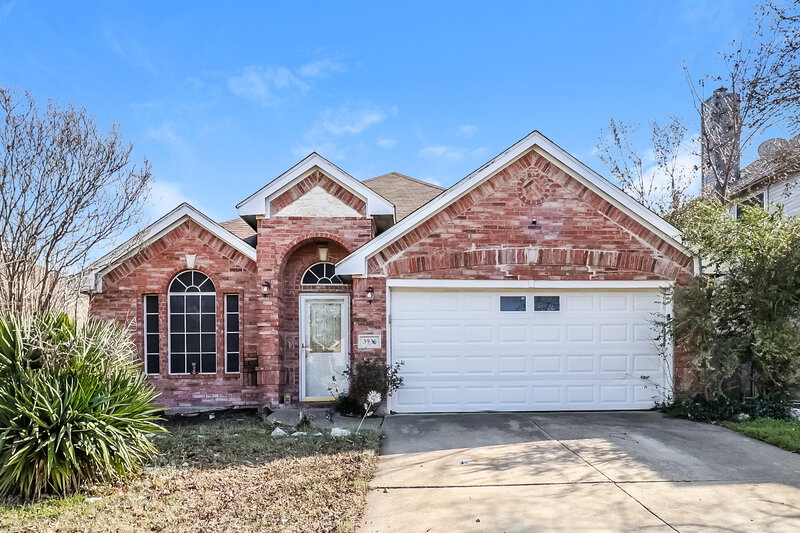 2,290/Mo, 3936 Holly Hill Dr Grand Prairie, TX 75052 External View