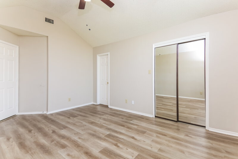 2,240/Mo, 9228 Willard St Rowlett, TX 75088 Main Bedroom View 2