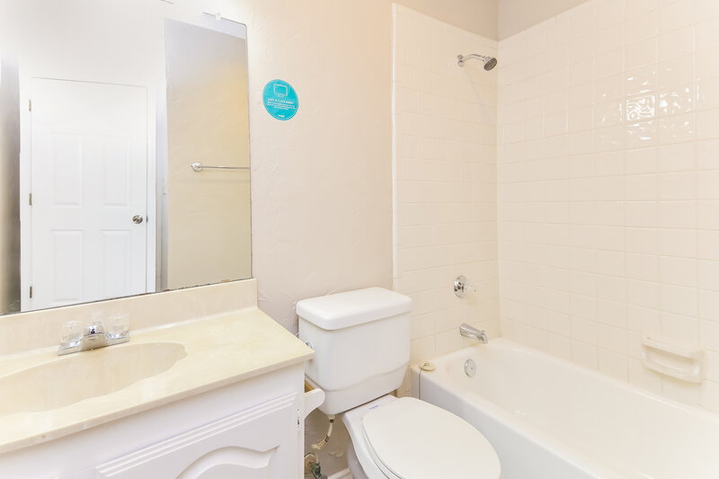 2,240/Mo, 9228 Willard St Rowlett, TX 75088 Bathroom View 2