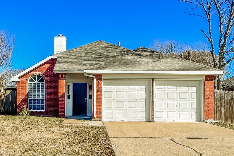 0/Mo, 8625 Douglas Ave Rowlett, TX 75089 External View