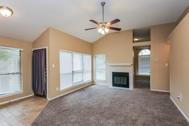 0/Mo, 7817 Clairmont Ave Rowlett, TX 75089 photo View 3