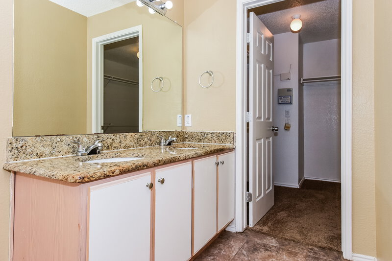 2,490/Mo, 3304 Creekwood Dr Wylie, TX 75098 Main Bathroom View
