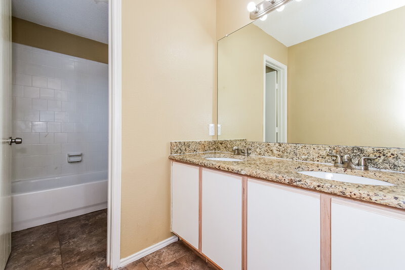 2,490/Mo, 3304 Creekwood Dr Wylie, TX 75098 Bathroom View