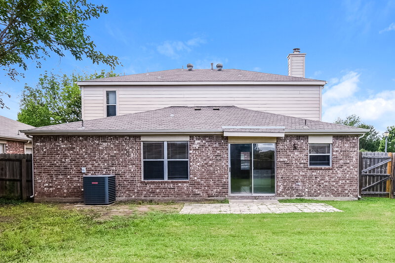 2,490/Mo, 3304 Creekwood Dr Wylie, TX 75098 Rear View