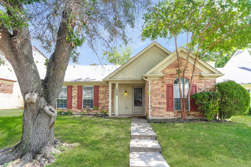2,135/Mo, 1526 Chapman St Cedar Hill, TX 75104 External View
