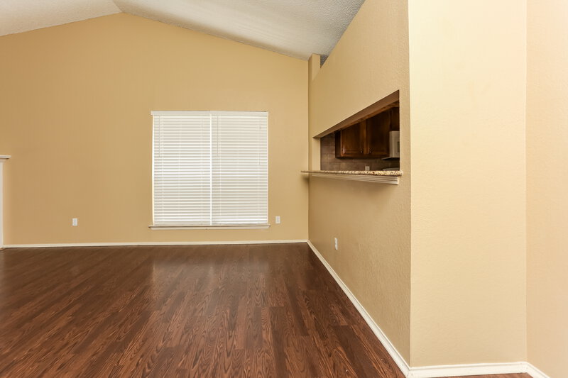 2,135/Mo, 1526 Chapman St Cedar Hill, TX 75104 Dining Room View