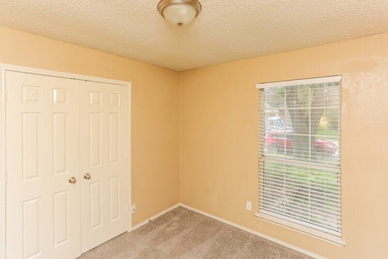 2,135/Mo, 1526 Chapman St Cedar Hill, TX 75104 Bedroom View 2