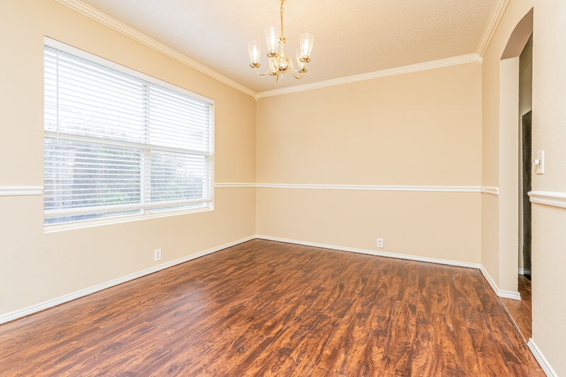 2,085/Mo, 166 Hunter Dr Cedar Hill, TX 75104 Dining Room View 3