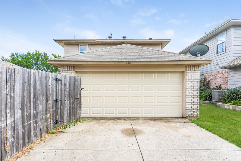 2,085/Mo, 166 Hunter Dr Cedar Hill, TX 75104 Rear View